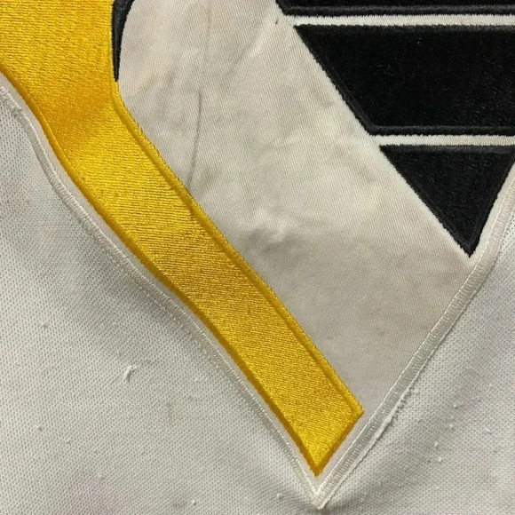 Mario Lemieux Pittsburg Penguins CCM Hockey Jersey - Picture 3 of 8